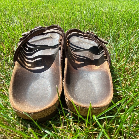 Birkenstocks size 8/38 - Picture 7 of 7